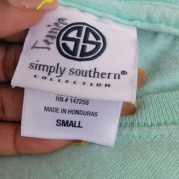 Simply Southern  blue Giraffe graphic short sleeve cotton T Shirt size small - Picture 4 of 5